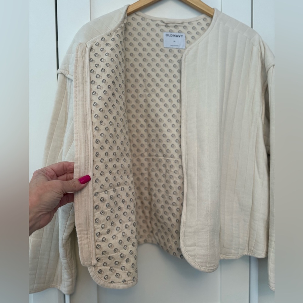 Old Navy Women's Quilted Bomber Jacket, XL - Picture 7 of 10